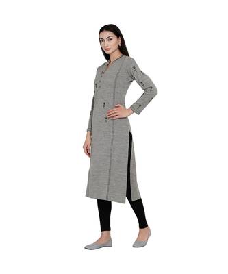women winter acrylic grey embroidered kurta 3