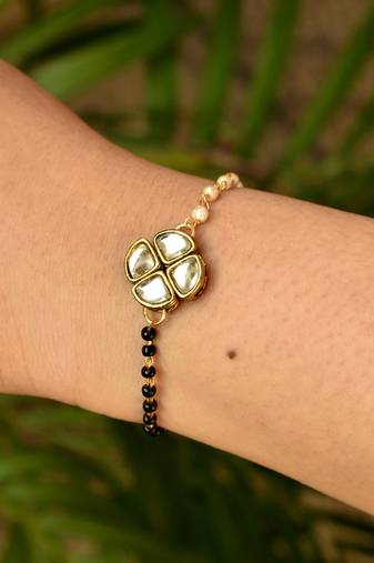 Kundan Elegance Mangalsutra Bracelet
