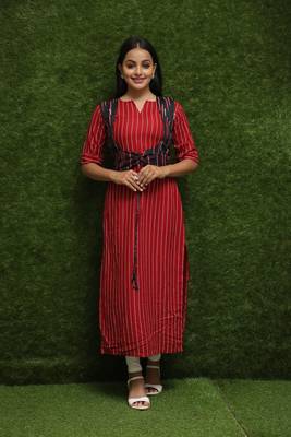 Girls Red Long Kurti With Blue Jacket 2