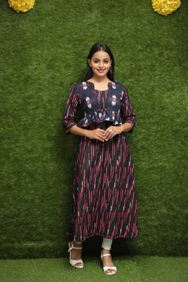 Women Blue Kurti With Jacket  1