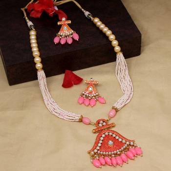 Pink necklace-sets 1