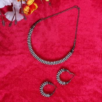 Alloy Silver Color Choker Traditional Antique Necklaces Set 2