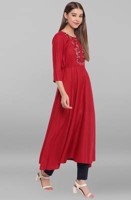 Janasya Maroon embroidered rayon ethnic kurtis 3