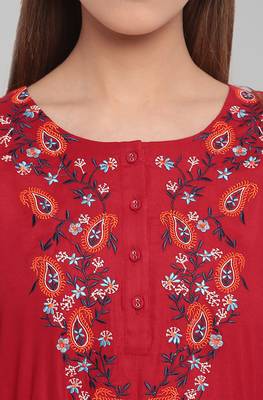 Janasya Maroon embroidered rayon ethnic kurtis 5