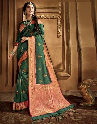 Green woven banarasi silk saree with blouse 1