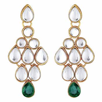 Traditional Gold Plated Kundan Bridal Choker Necklace Set Earrings & Maang Tikka For Women  4