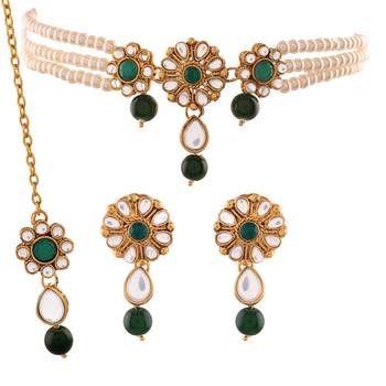 Traditional Gold Plated Floral Pearl & Kundan Choker Necklace Set with Maang Tikka for Women  2