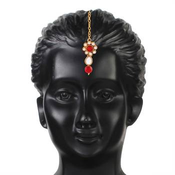 Traditional Floral Pearl & Kundan Choker Necklace Set with maang Tikka for Women  5