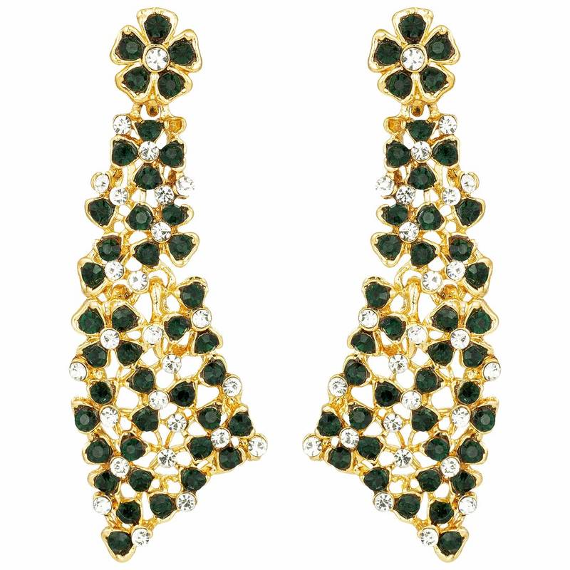 Gold Plated Stone Studded Necklace Set Earrings & Maang Tikka for Women 