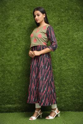Women Blue Kurti With Green Jacket  4