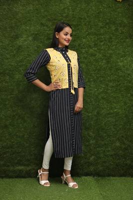 Women Black Kurti With Yellow Jacket  4