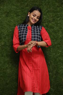 Women Red Kurti With Blue Jacket  5