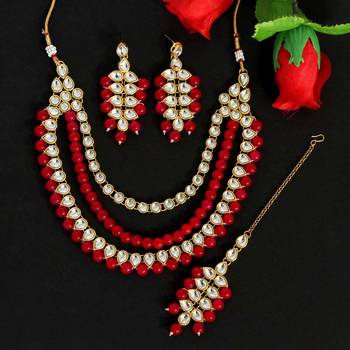 Red necklace-sets 2