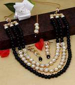 Black necklace-sets