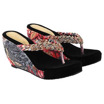 Do Bhai Women Solid Wedges 1