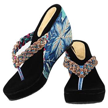 Do Bhai Women Solid Wedges 5