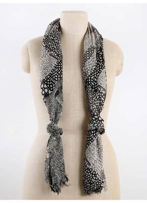 Black silk cashmere printed scarf 2