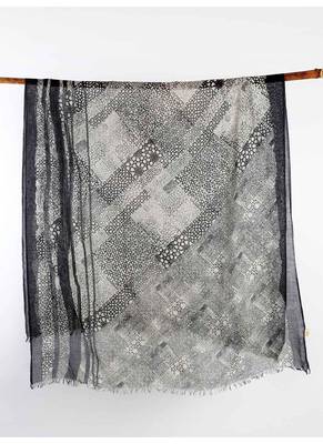 Black silk cashmere printed scarf 4
