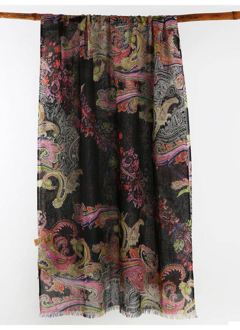 Beautiful paisely Silk Cashmere Scarf