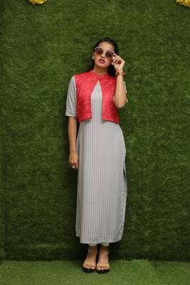 Women Off-White Kurti With Red Jacket  2