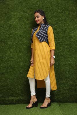Women Yellow Kurti With Blue Jacket  2