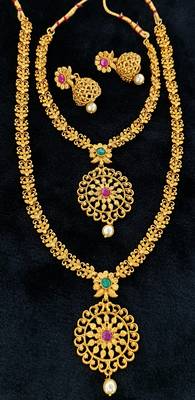 Gold necklace-sets 3
