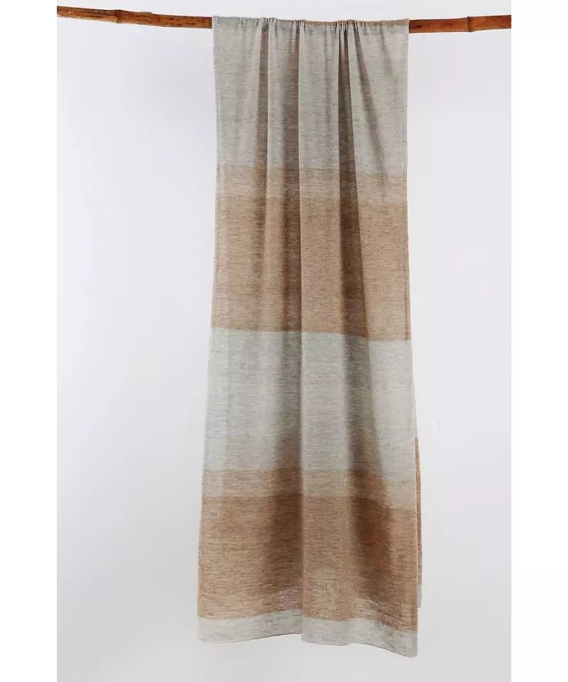 Knitted pure cashmere beetroot scarf