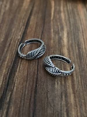Silver toe-rings 3