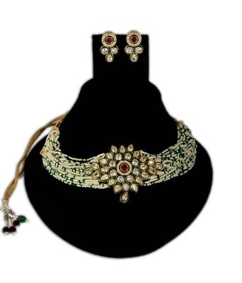 Green necklaces 1