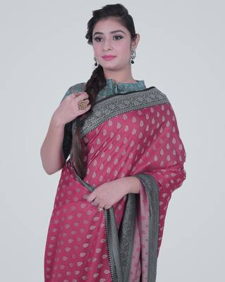 PurpleSemi Kataan Silk Banarasi Booti Saree 4