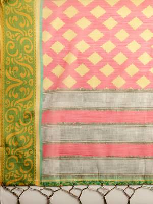 White printed linen saree with blouse 5