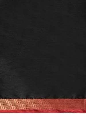 Black woven silk blend saree with blouse 5