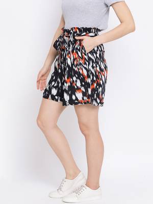 Graphic Delta Women Shorts 3
