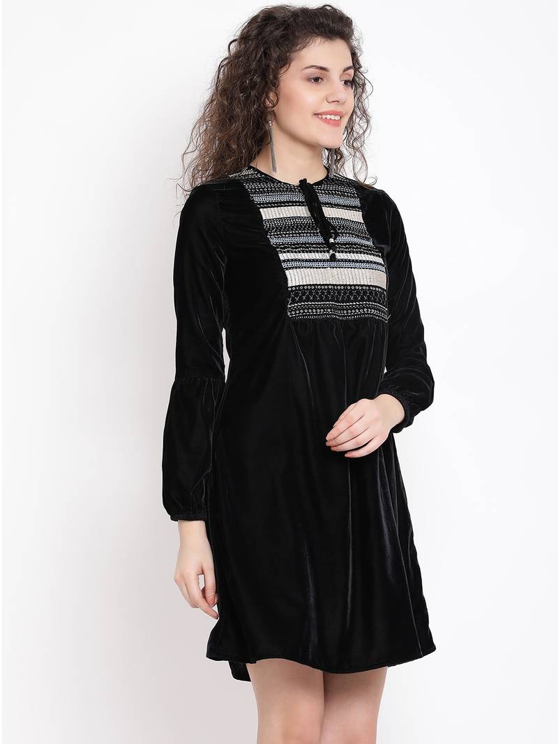 Black Sapphire Ripple Women Velvet Dress