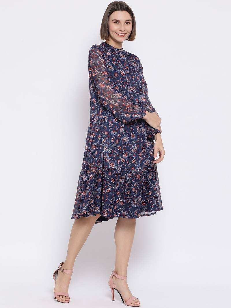 Graphic Senorita Chic Midi Women Dress