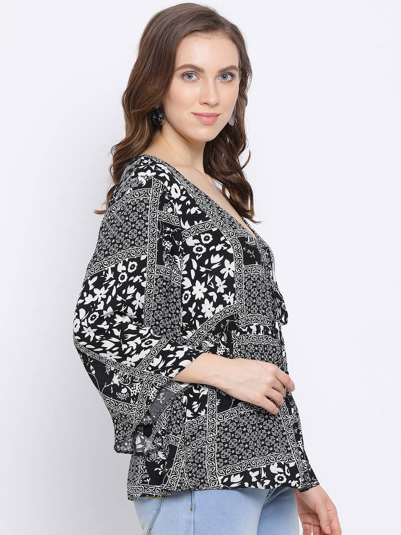 Graphic Pyramid Women Top