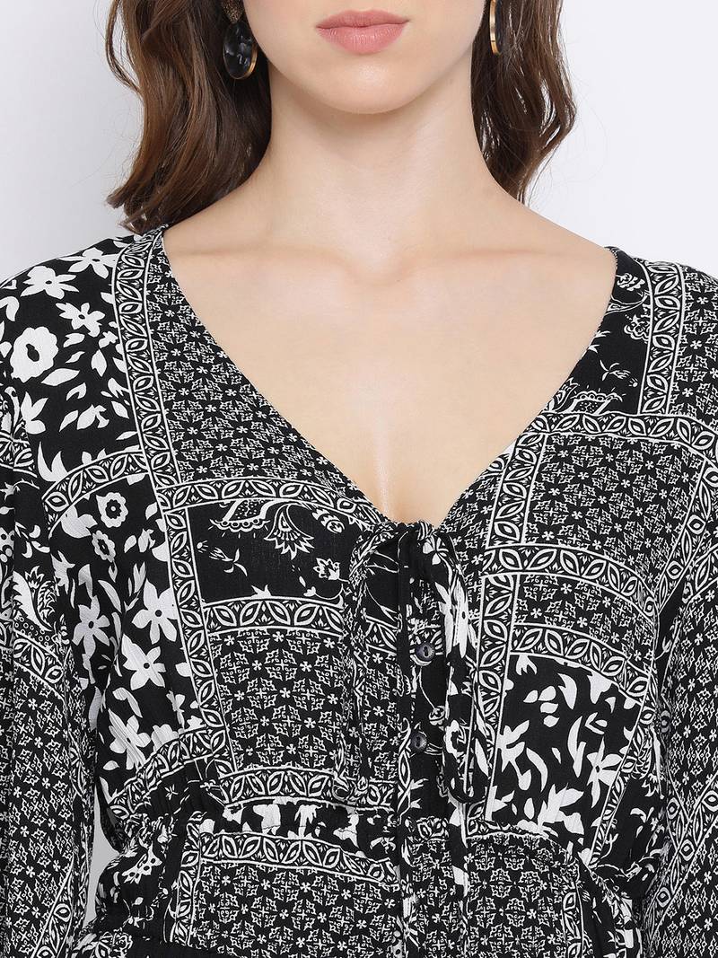 Graphic Pyramid Women Top