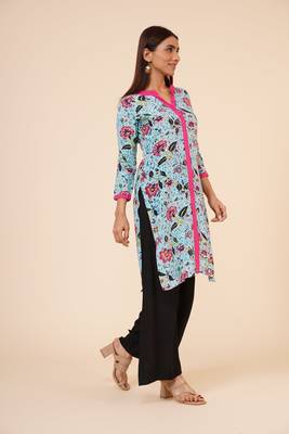 Women's Indian Kurti with Buttoned Placket and Round Mandarin  Collar 4