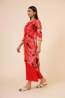 Women's Indian tie n dye Kurti with wooden Button Placket and Cuff