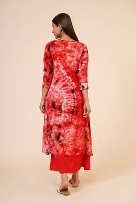 Women's Indian tie n dye Kurti with wooden Button Placket and Cuff 4