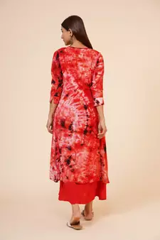 Women's Indian tie n dye Kurti with wooden Button Placket and Cuff