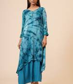 Women's Indian tie n dye Kurti with wooden Button Placket and Cuff