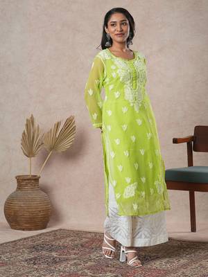Hand Embroidered Green Georgette Lucknowi Chikan Women Kurta With Slip 4