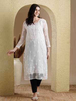 Hand Embroidered White Georgette Lucknowi Chikan Women Kurta With Slip 1