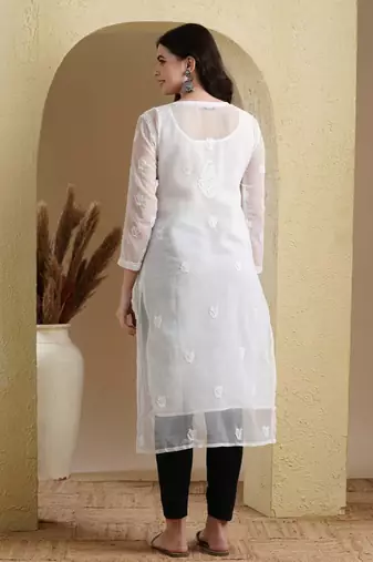 Hand Embroidered White Georgette Lucknowi Chikan Women Kurta With Slip