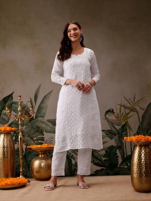 Hand Embroidered White Kota Lucknowi Chikankari Kurta With Slip 1