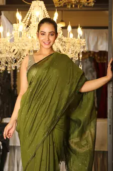 Green woven blended cotton saree with blouse