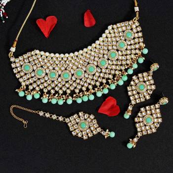 Green necklace-sets 2