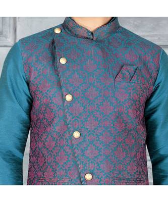 Fashion Curries Mens rama greenpoly silk   kurta set with rama green  jacquard  jacket with stone buttons 2