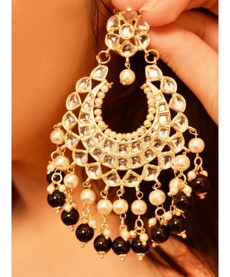 Youthful Kundan Chandbali with dark green pearl 1